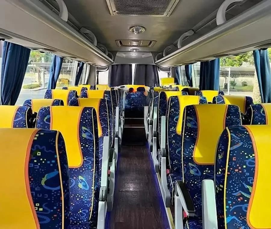 33 Seater Luxury Bus - Image 2