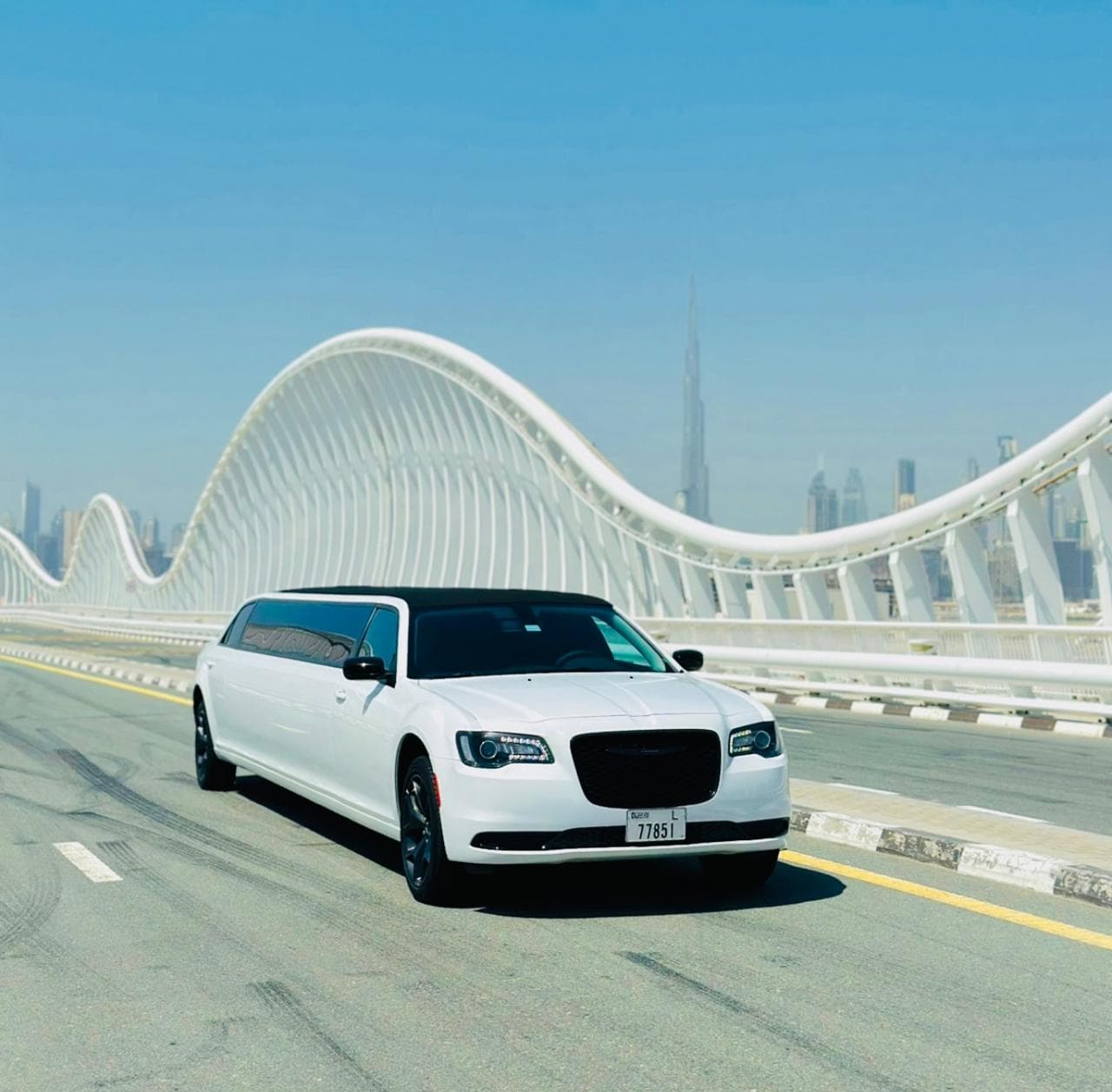 Chrysler C300 Emerald Edition - Image 2