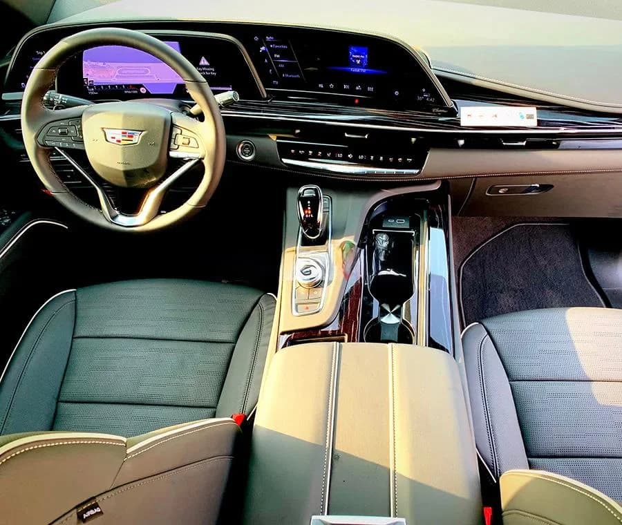 Cadillac Escalade - Image 4