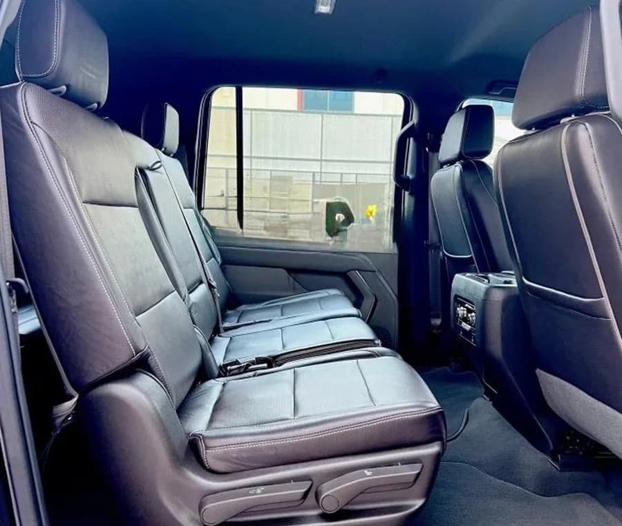 GMC Yukon XL - Image 3