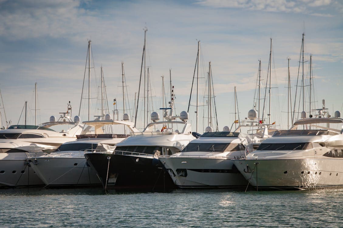 Luxury yacht 3